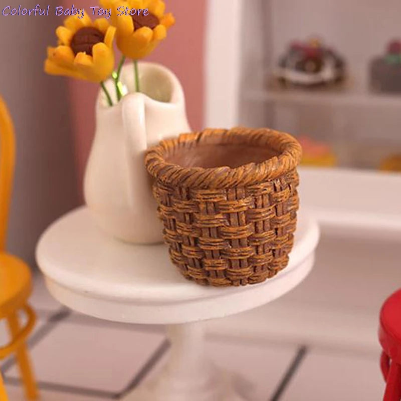 Hot Sale 1/12 Mini Cute Dollhouse Rattan Frame Hand-woven Vegetable Food Storage Basket Dolls Miniature Decoration