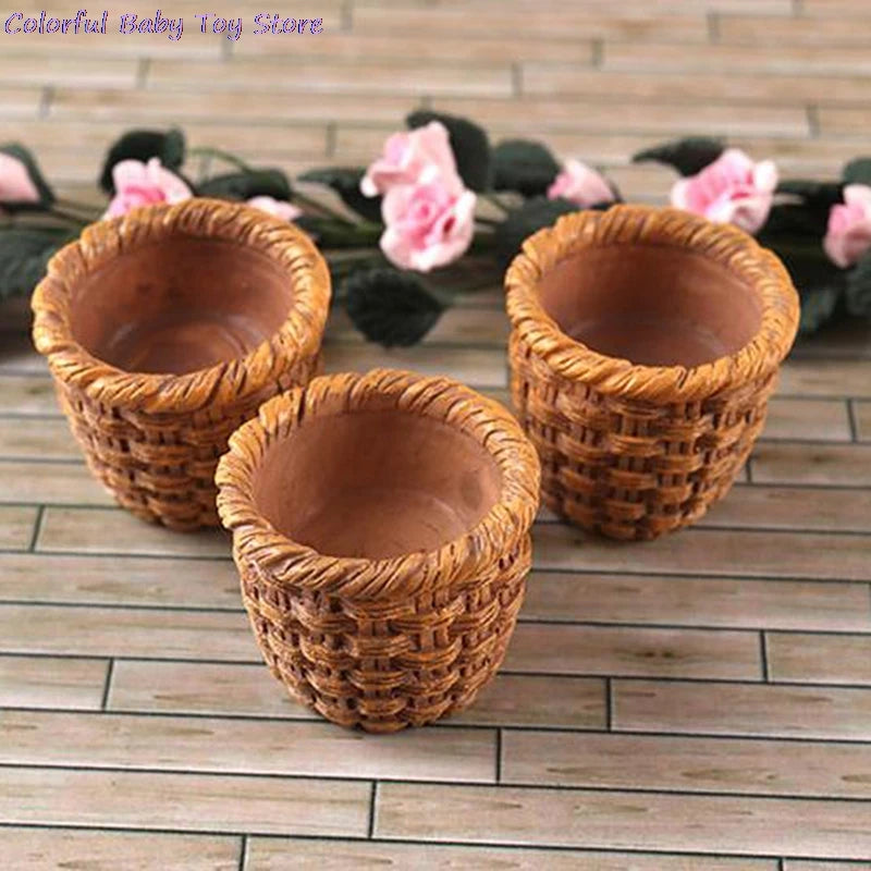 Hot Sale 1/12 Mini Cute Dollhouse Rattan Frame Hand-woven Vegetable Food Storage Basket Dolls Miniature Decoration